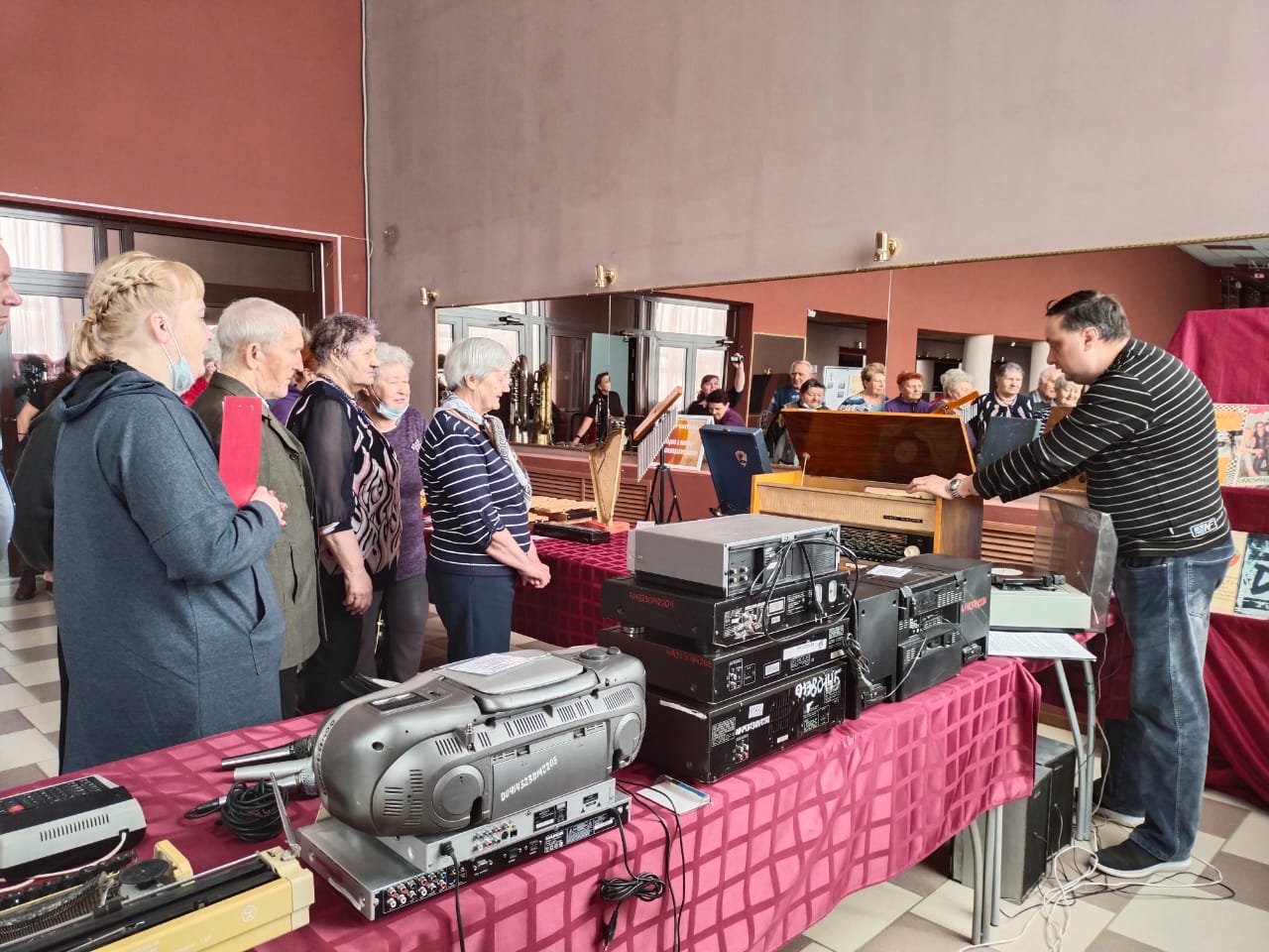 ретро выставка март22 2